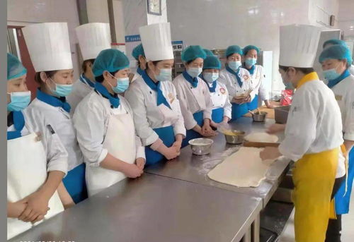 餐飲管理中心引領后廚團隊 以菜品改良與集中培訓驅動服務升級